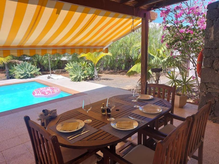 Villa Chloe Playa Blanca  Buitenkant foto